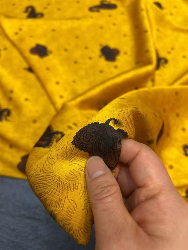 Summer Soft Breathable Yellow  - огляд і ціна Soft Summer Yellow Clothing
